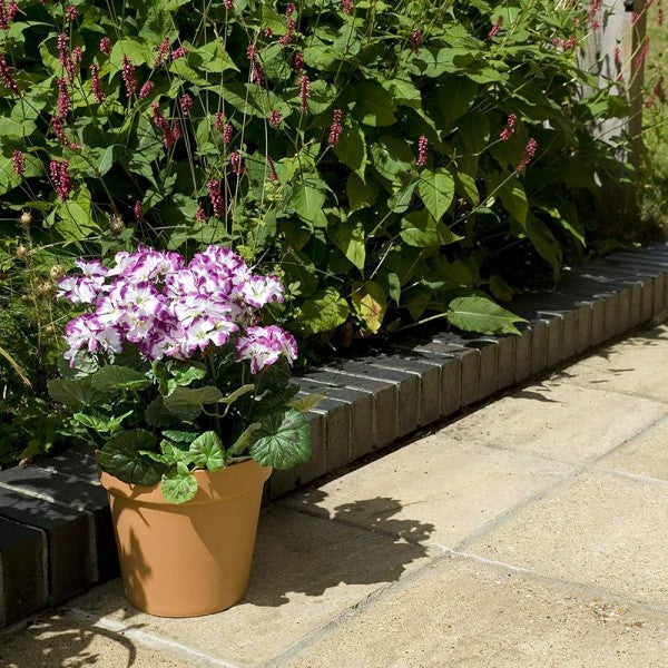  Artificial Terracotta Plastic Patio Planter with White and Purple Geraniums 50cm/20in - A1086