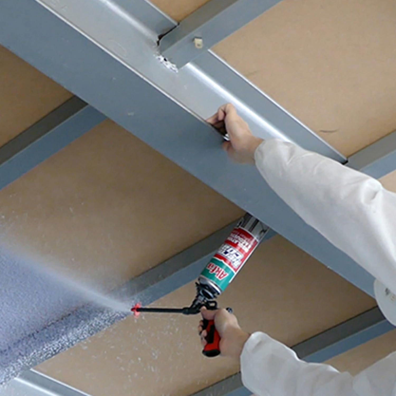 Akfix Thermcoat Insulation and Acoustic Spray Foam - DIY1712