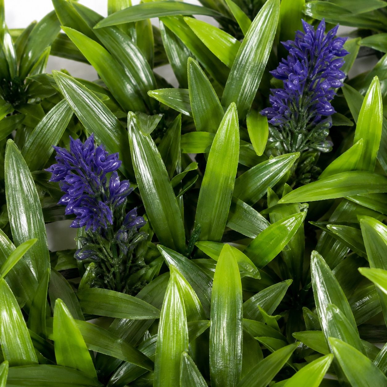 Green Wall Hedge with Green Leaf Foliage and Purple Flowers (Pack of 4) 50cm x 50cm - A1137