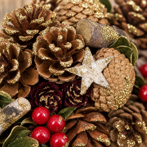 GreenBrokers Christmas Wreath 38cm Gold Pine Cones Red Berries Festive Decor D1237