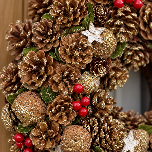 GreenBrokers Christmas Wreath 48cm Gold Pine Cones Red Berries Festive Decor D1238