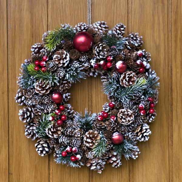 GreenBrokers Christmas Hanging Wreath 37cm Pine Cones with White Frosting D1222